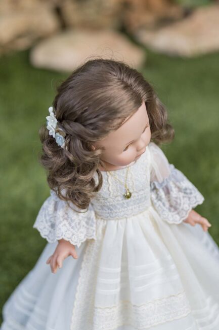 CARMY muñecas personalizadas, CARMY muñecas de primera comunión personalizadas, muñecas de primera comunión con vestido personalizado, muñecas de primera comunión con traje personalizado